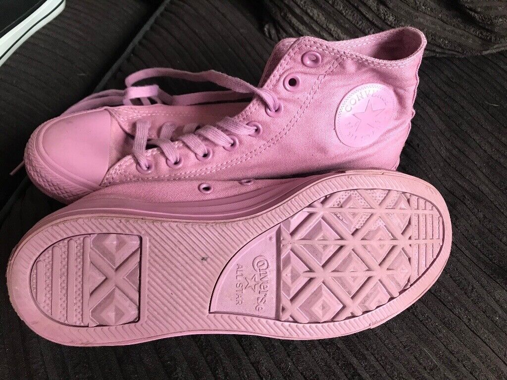 pink mono converse